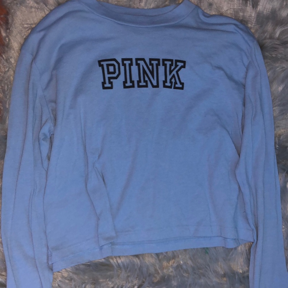Victoria’s secret PINK blue long sleeve crop top with black lettering